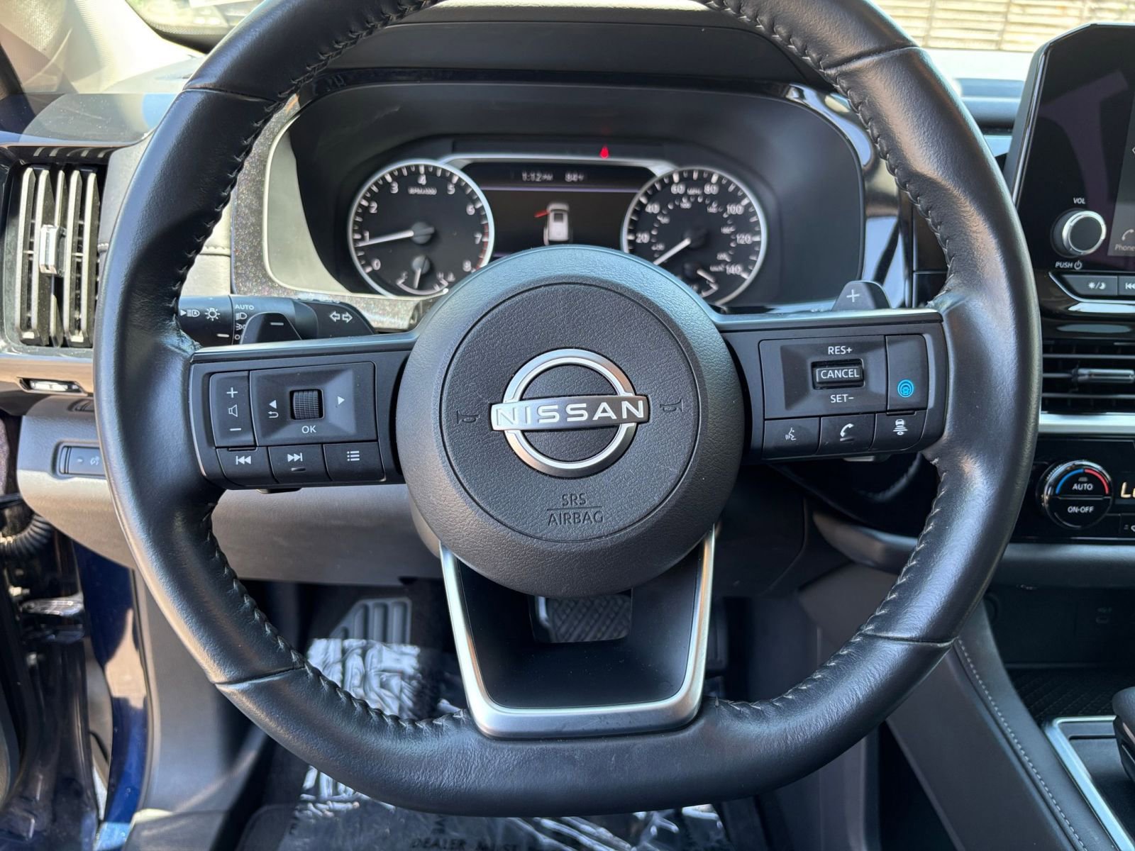 Used 2025 Nissan Pathfinder SV AWD/4WD image 31
