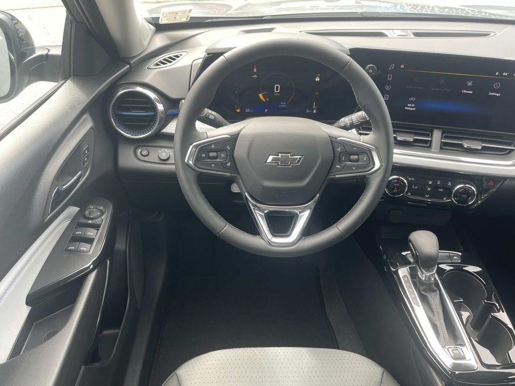 New 2026 Chevrolet Trax LT w/ Driver Confidence Package FWD image 12