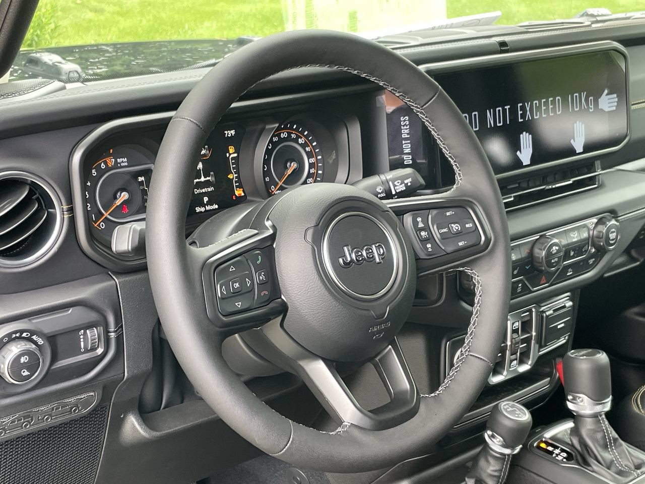 New 2026 Jeep Gladiator Sport AWD/4WD image 14