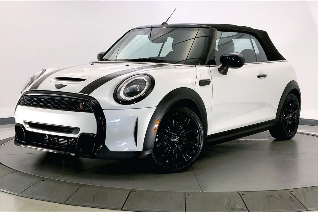 Certified 2023 MINI Cooper S image 11