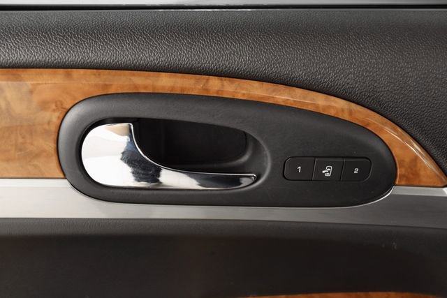 Used 2012 Buick Enclave Premium image 35