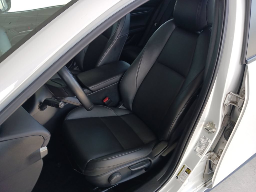 Used 2024 MAZDA MAZDA3 s FWD image 26