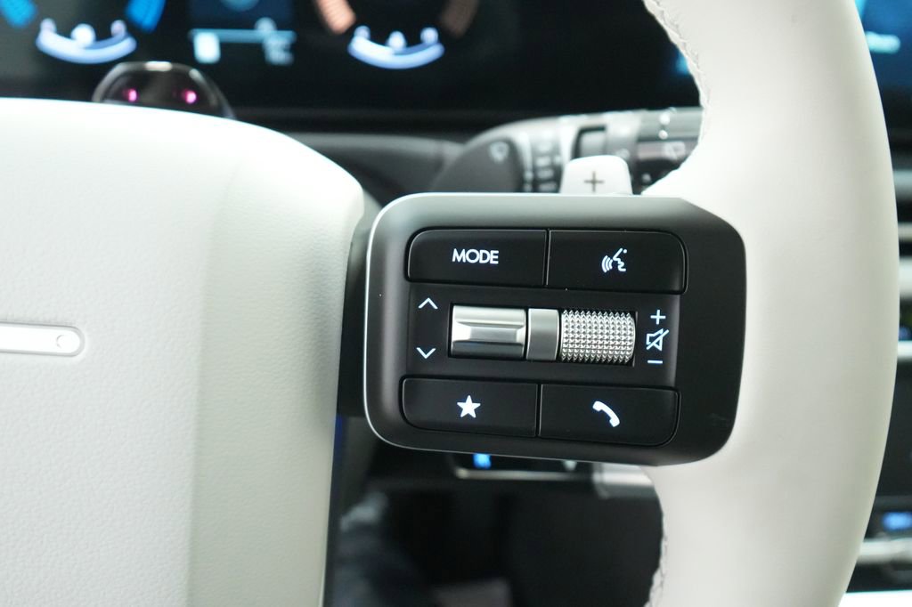 New 2026 Hyundai Santa Fe SEL image 36