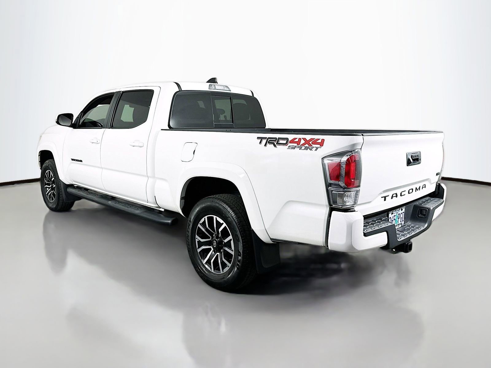 Certified 2023 Toyota Tacoma TRD Sport AWD/4WD image 5