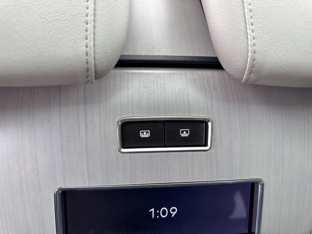 Used 2025 Lincoln Navigator L Reserve AWD/4WD image 53