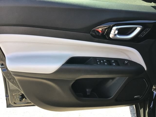 Used 2022 Jeep Compass Limited w/ Elite Group AWD/4WD image 20