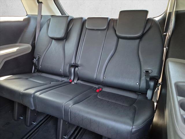 Used 2026 Kia Carnival LXS FWD image 20