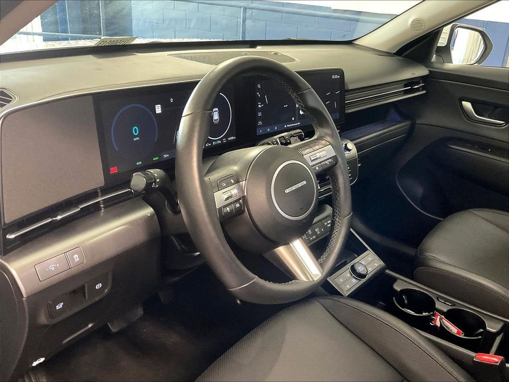 Used 2024 Hyundai Kona Limited FWD image 8
