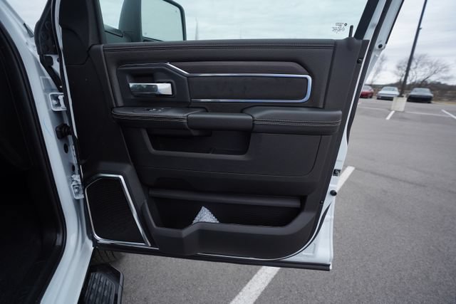 New 2026 RAM 3500 Laramie w/ Night Edition AWD/4WD image 19