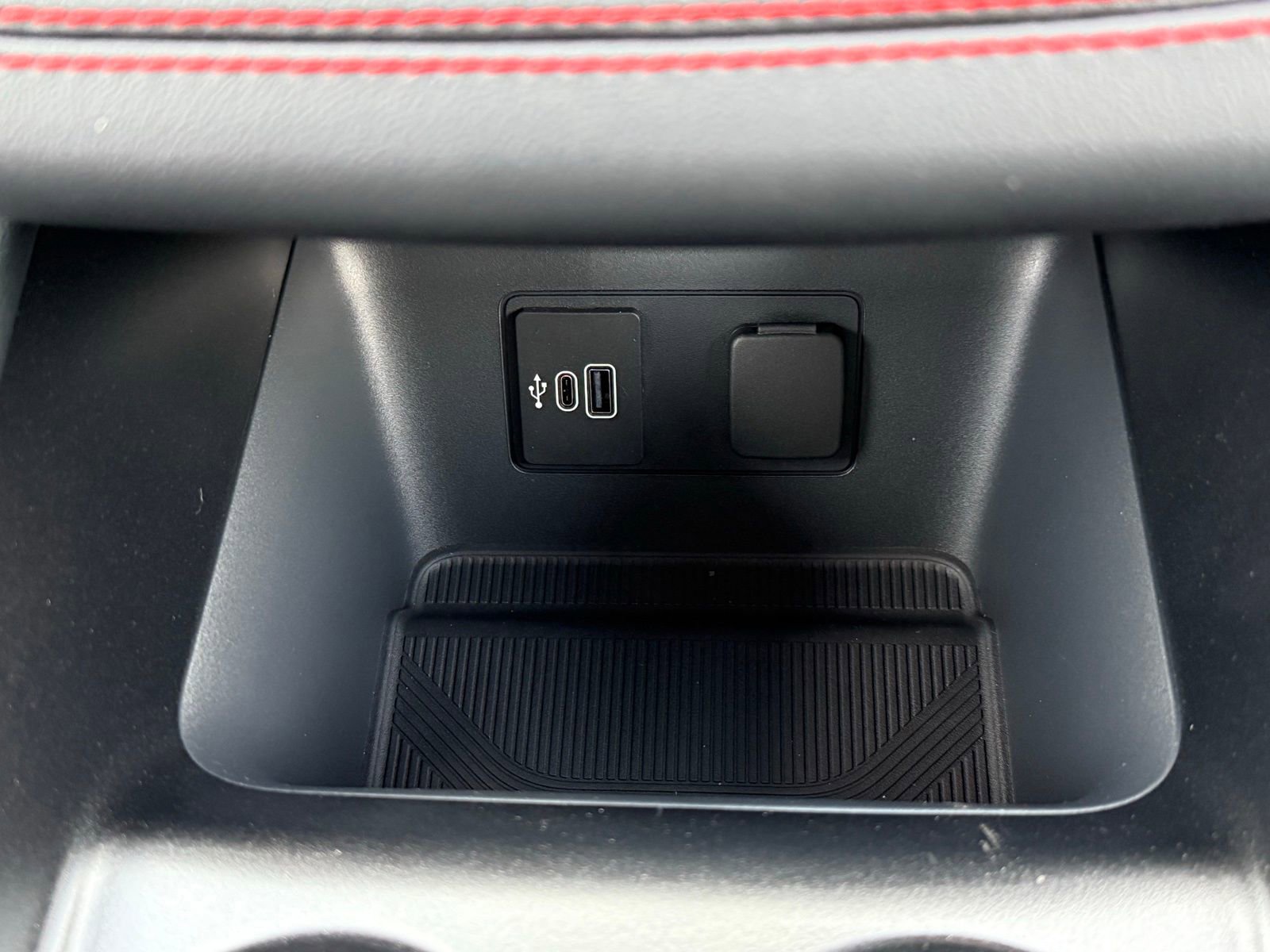 New 2026 Ford Explorer ST image 29