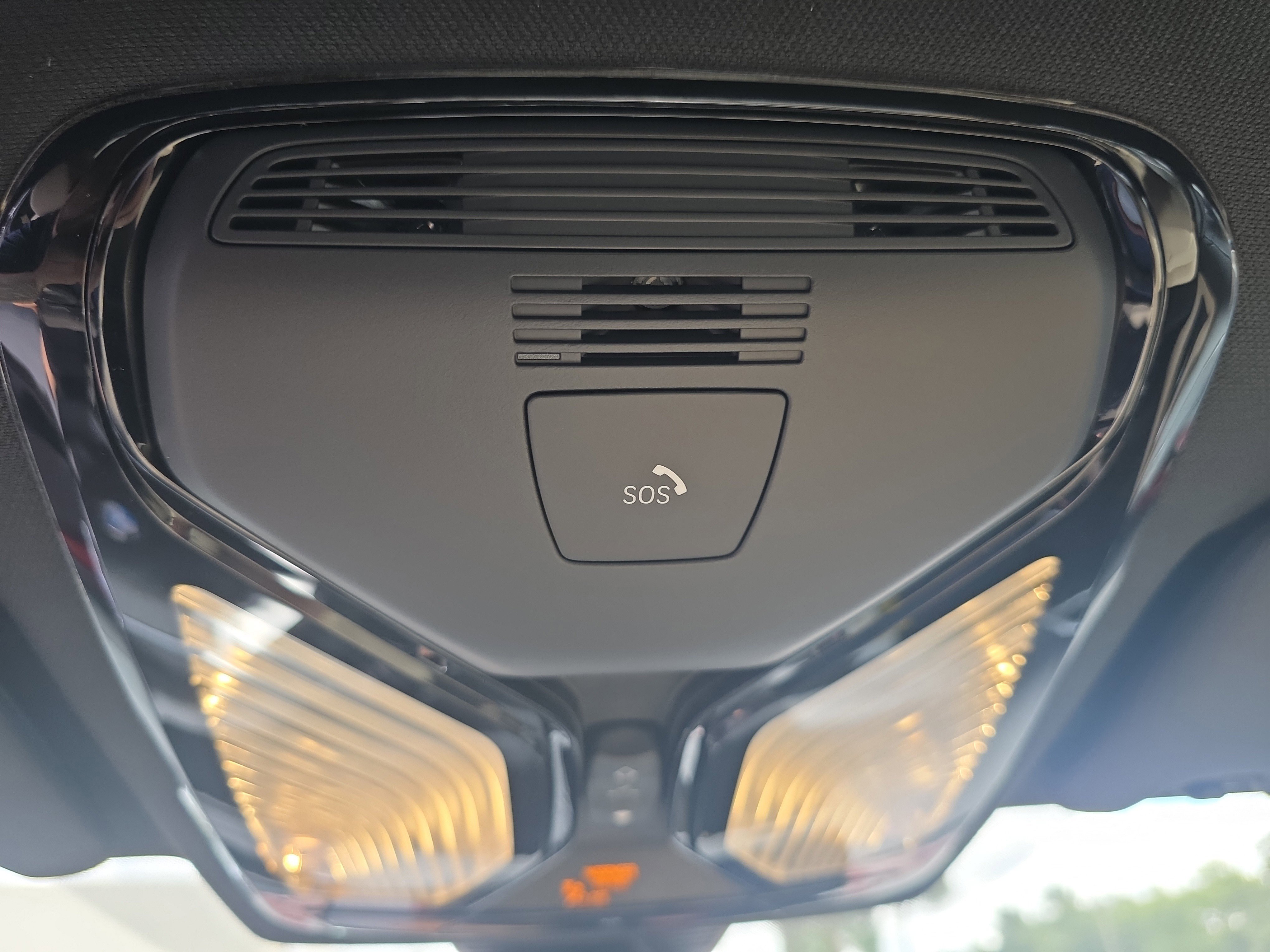 New 2025 BMW 230i Coupe w/ Premium Package image 29