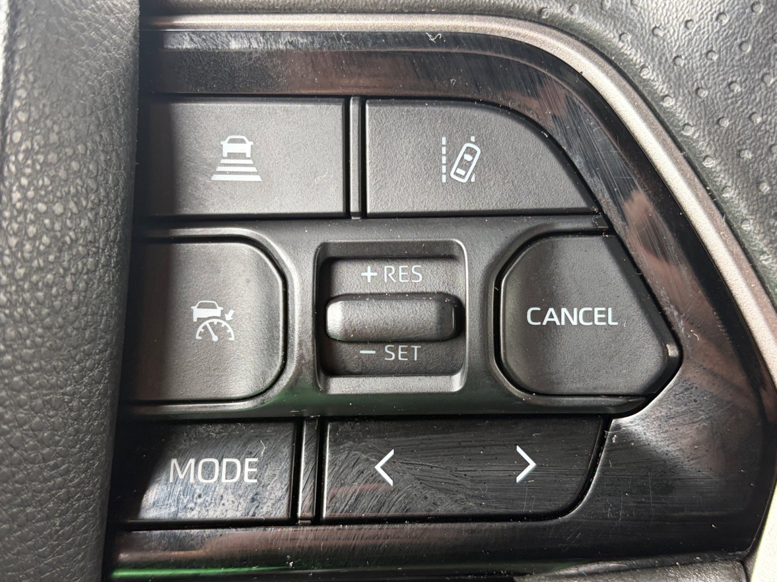 Used 2022 Toyota Tundra SR5 AWD/4WD image 18