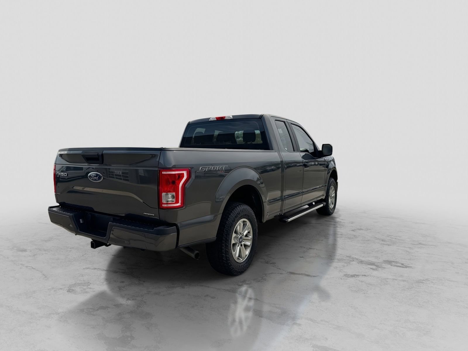 Used 2016 Ford F150 XL w/ Equipment Group 101A Mid AWD/4WD image 8