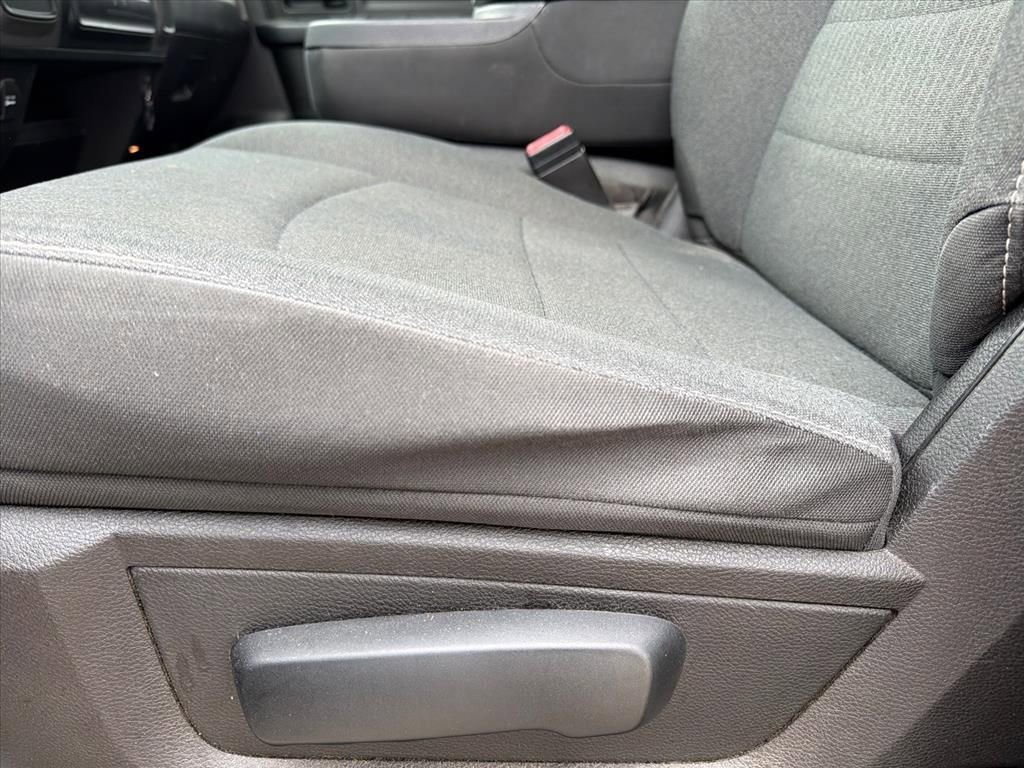 Used 2022 RAM 1500 Tradesman w/ Electronics Group RWD image 9