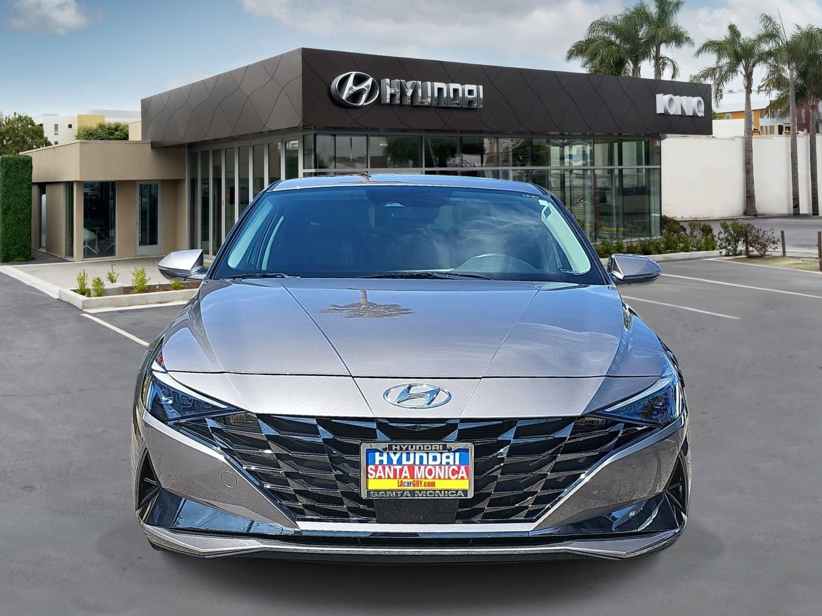 Used 2022 Hyundai Elantra Limited FWD image 8