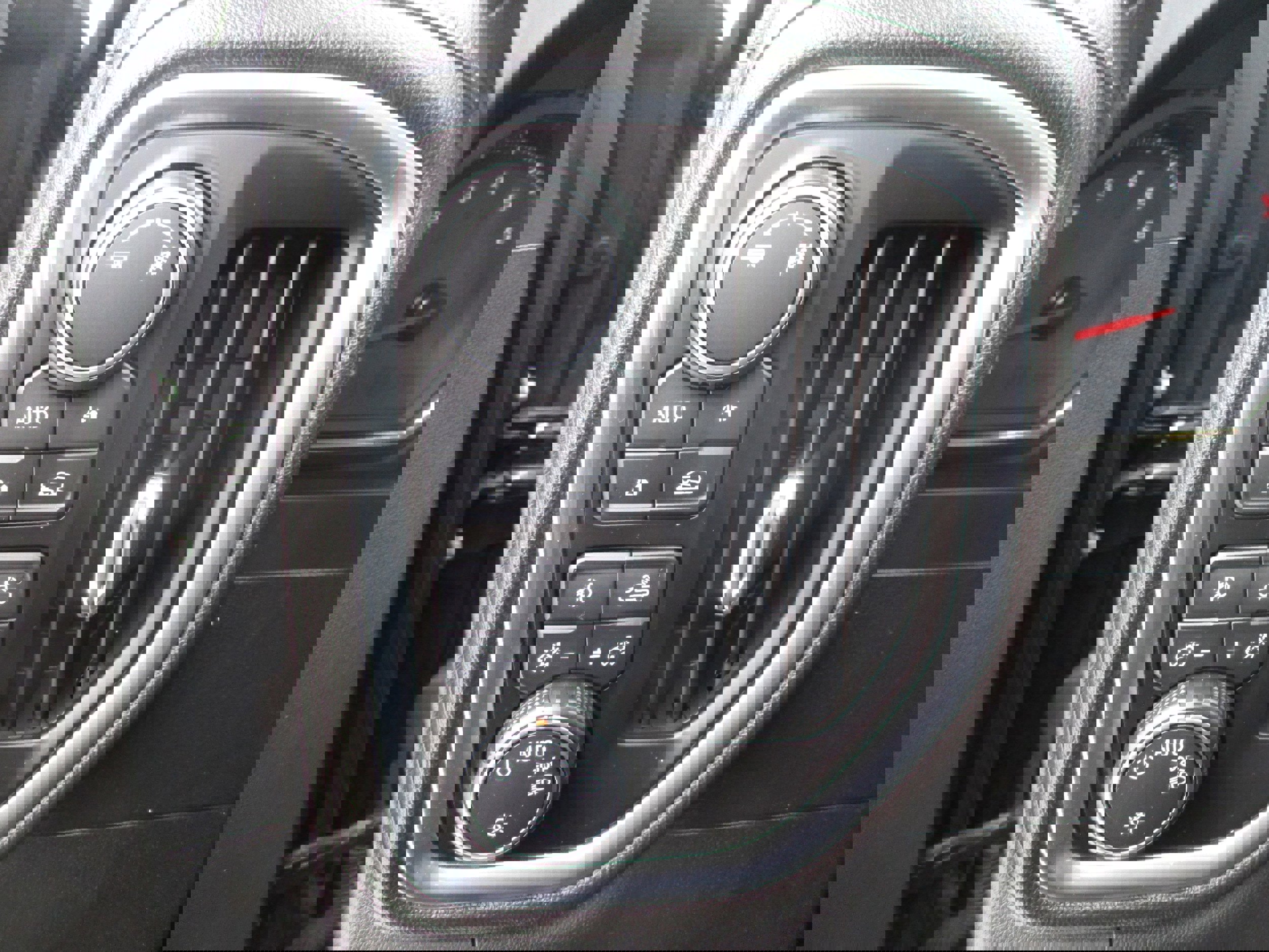 Used 2019 Chevrolet Silverado 1500 RST w/ All-Star Edition image 28