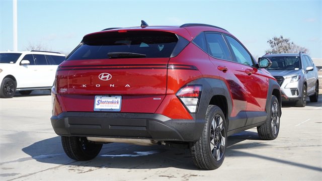 Used 2024 Hyundai Kona SEL image 9