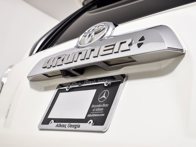 Used 2022 Toyota 4Runner Limited image 9