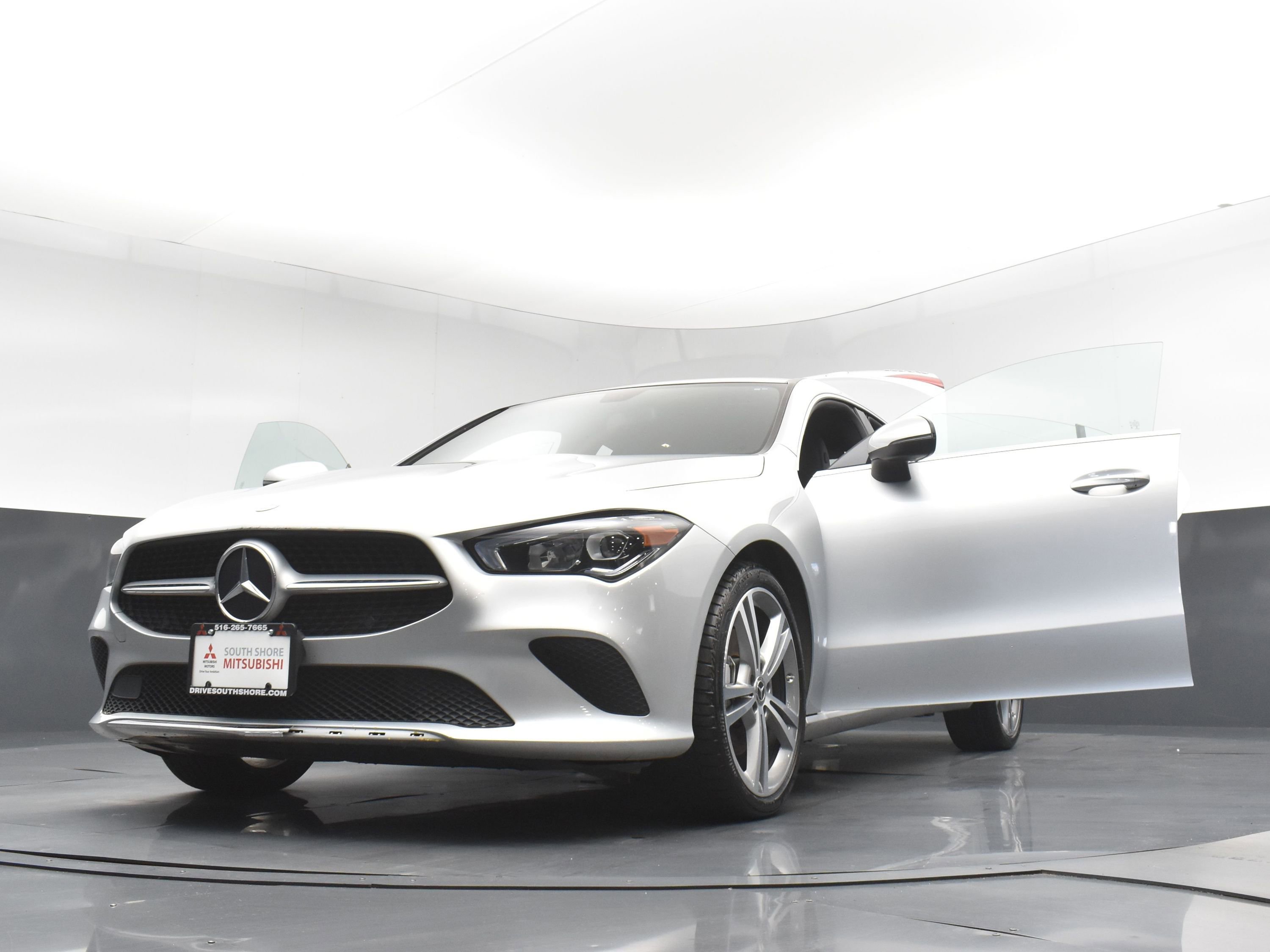 Used 2022 Mercedes-Benz CLA 250 4MATIC image 34