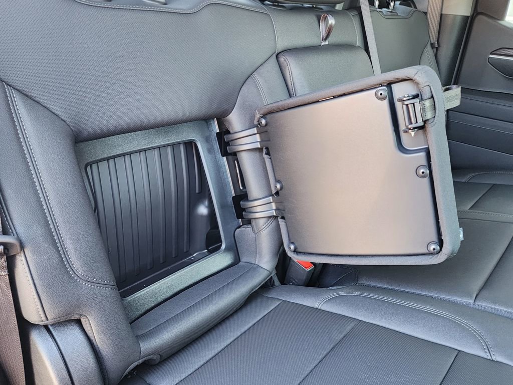 New 2026 GMC Sierra 1500 SLT image 46