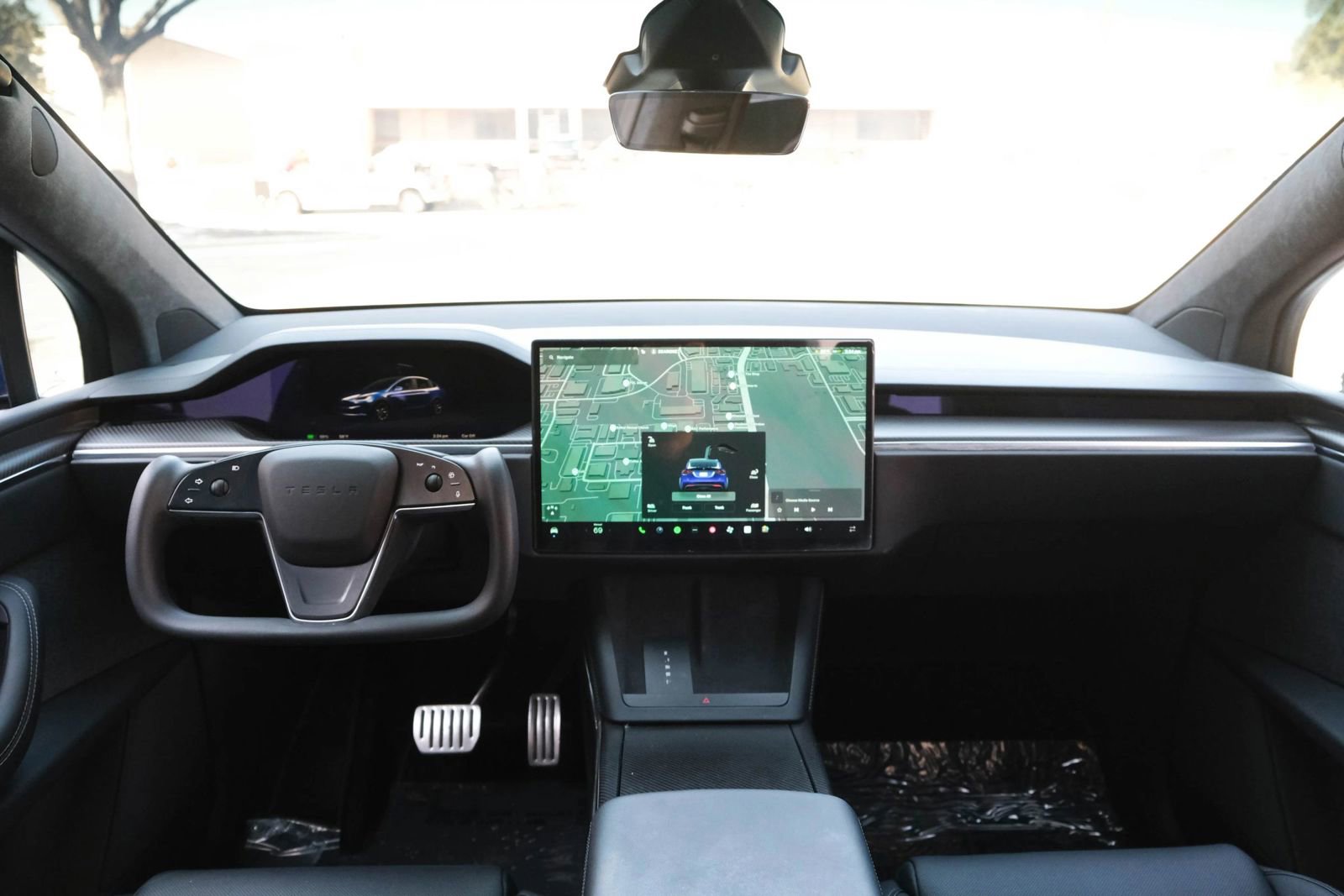 Used 2023 Tesla Model X Plaid image 32