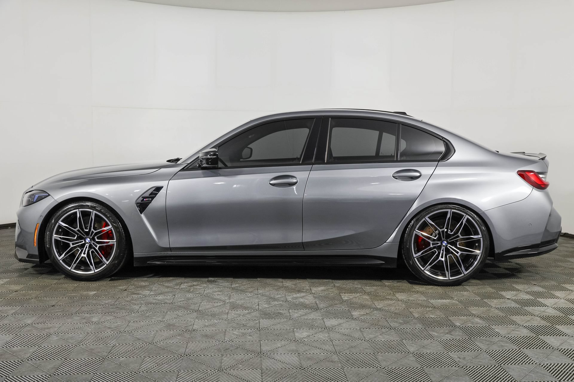 Used 2025 BMW M3 w/ Executive Package RWD image 15
