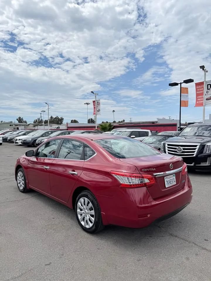 Used 2014 Nissan Sentra S FWD image 5