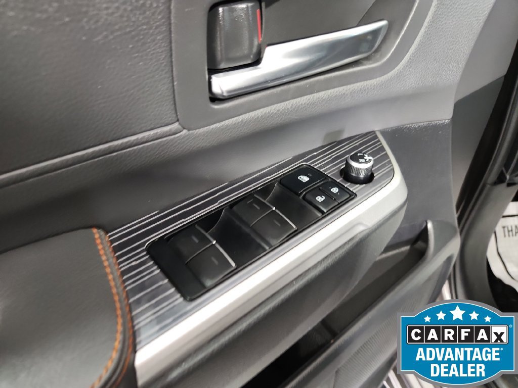 Used 2022 Toyota Sienna XSE FWD image 20