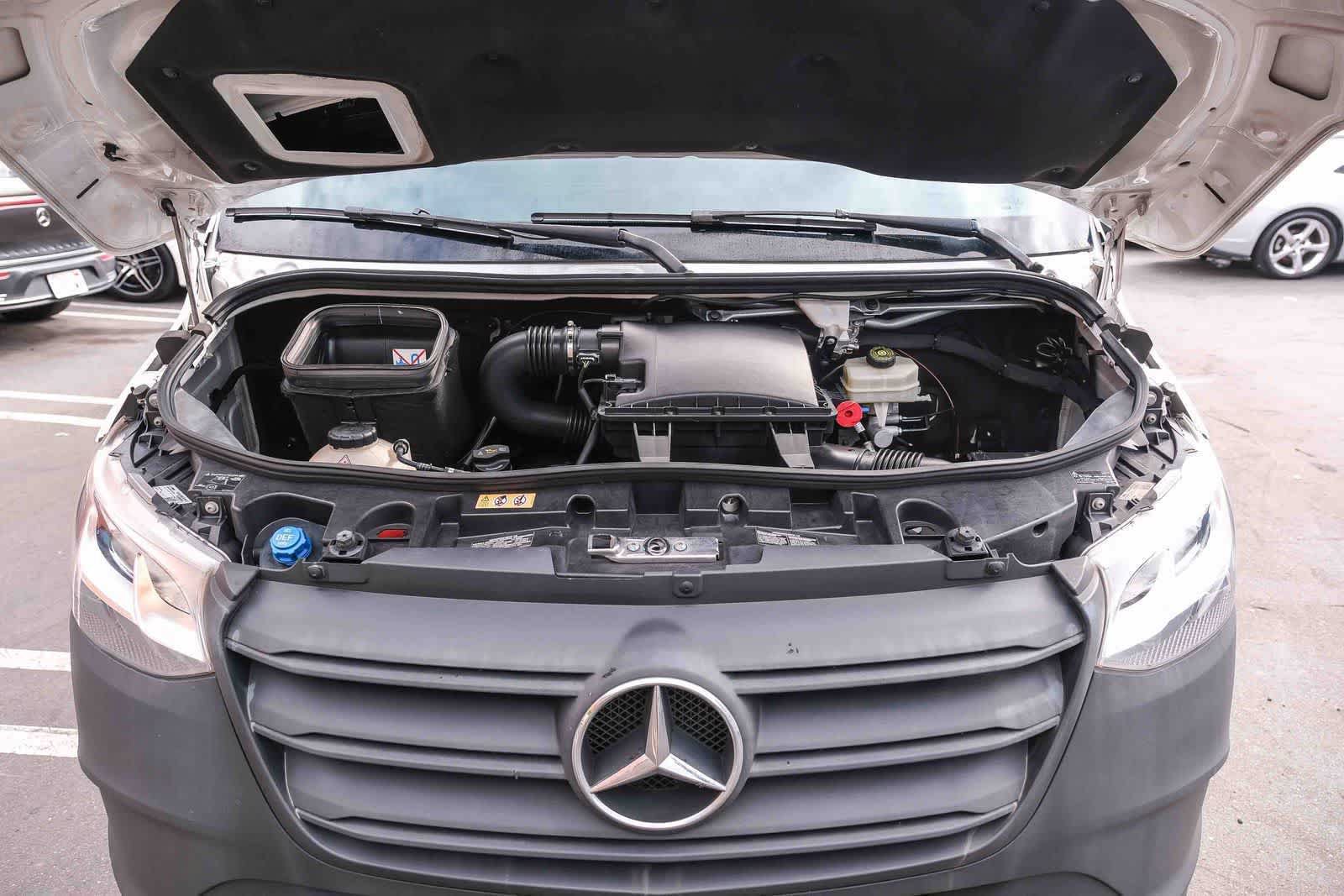 Used 2022 Mercedes-Benz Sprinter 2500 image 27
