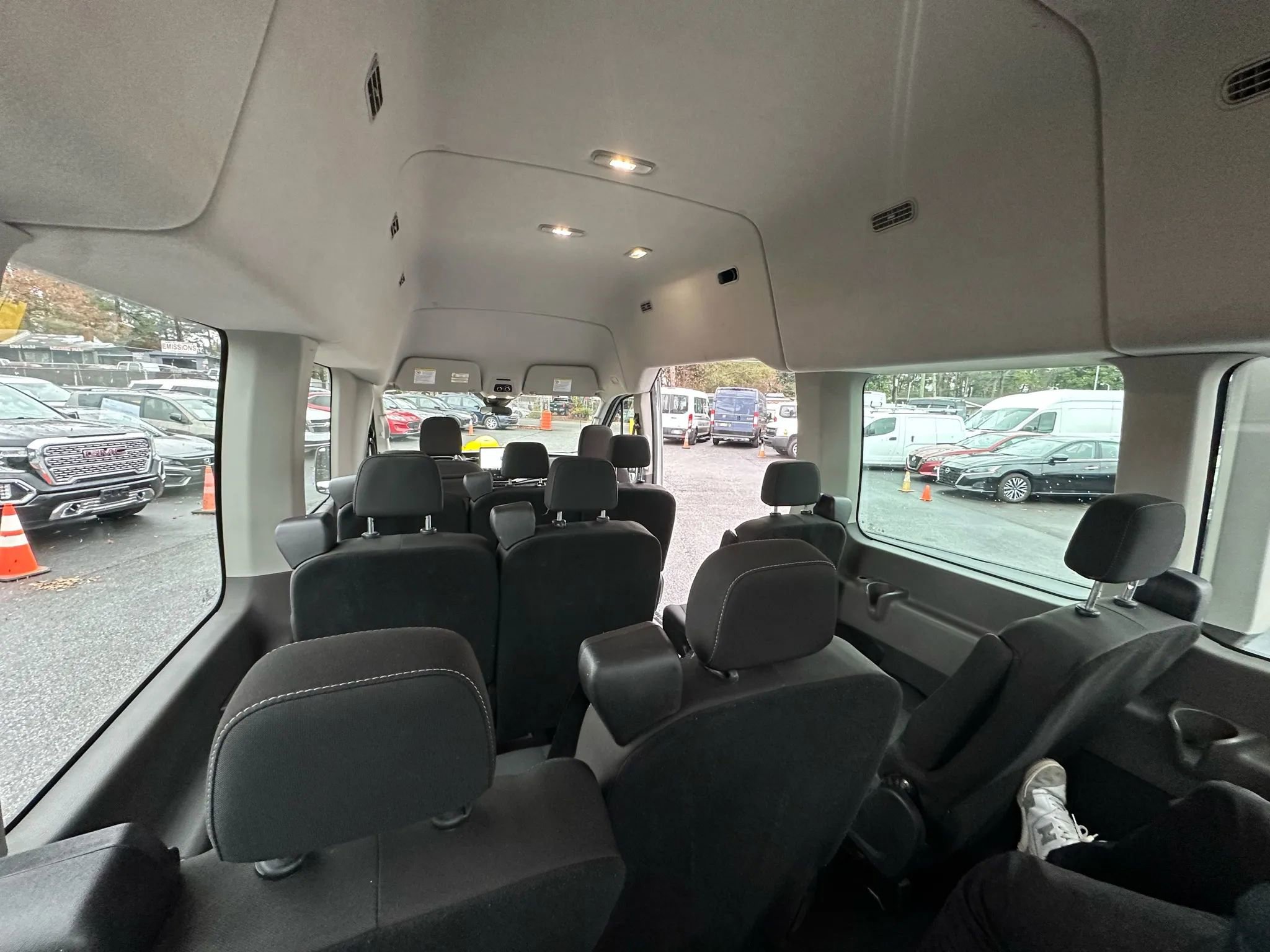 Used 2023 Ford Transit 350 XLT RWD image 17