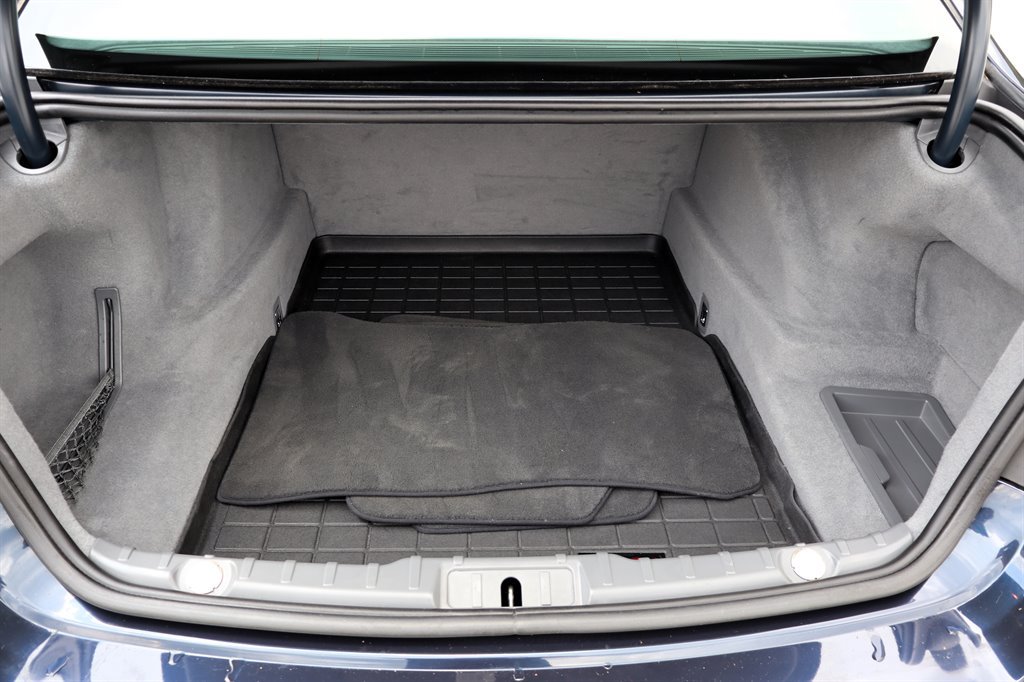 Used 2015 BMW 750Li RWD image 39