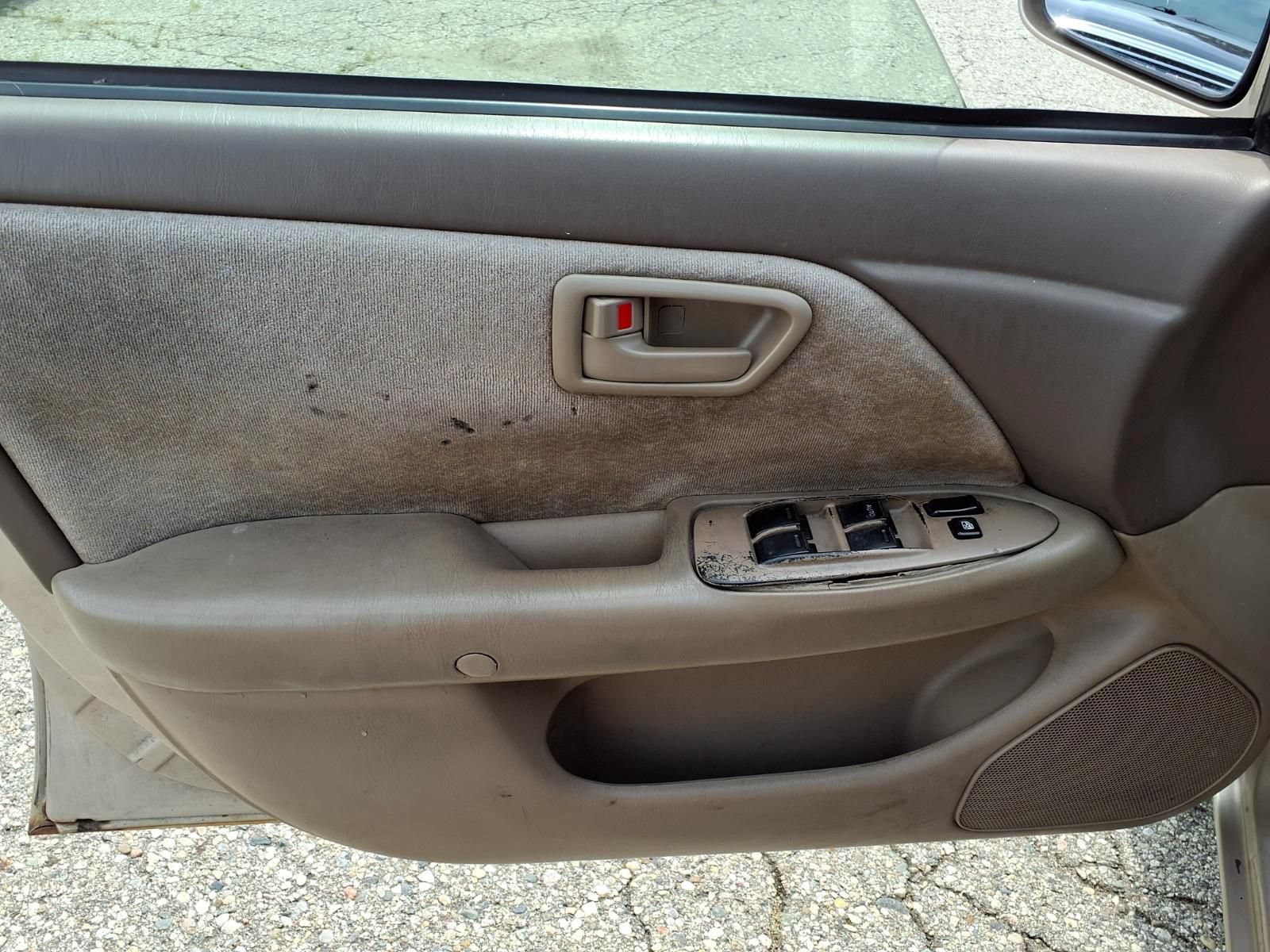 Used 1999 Toyota Camry FWD image 11