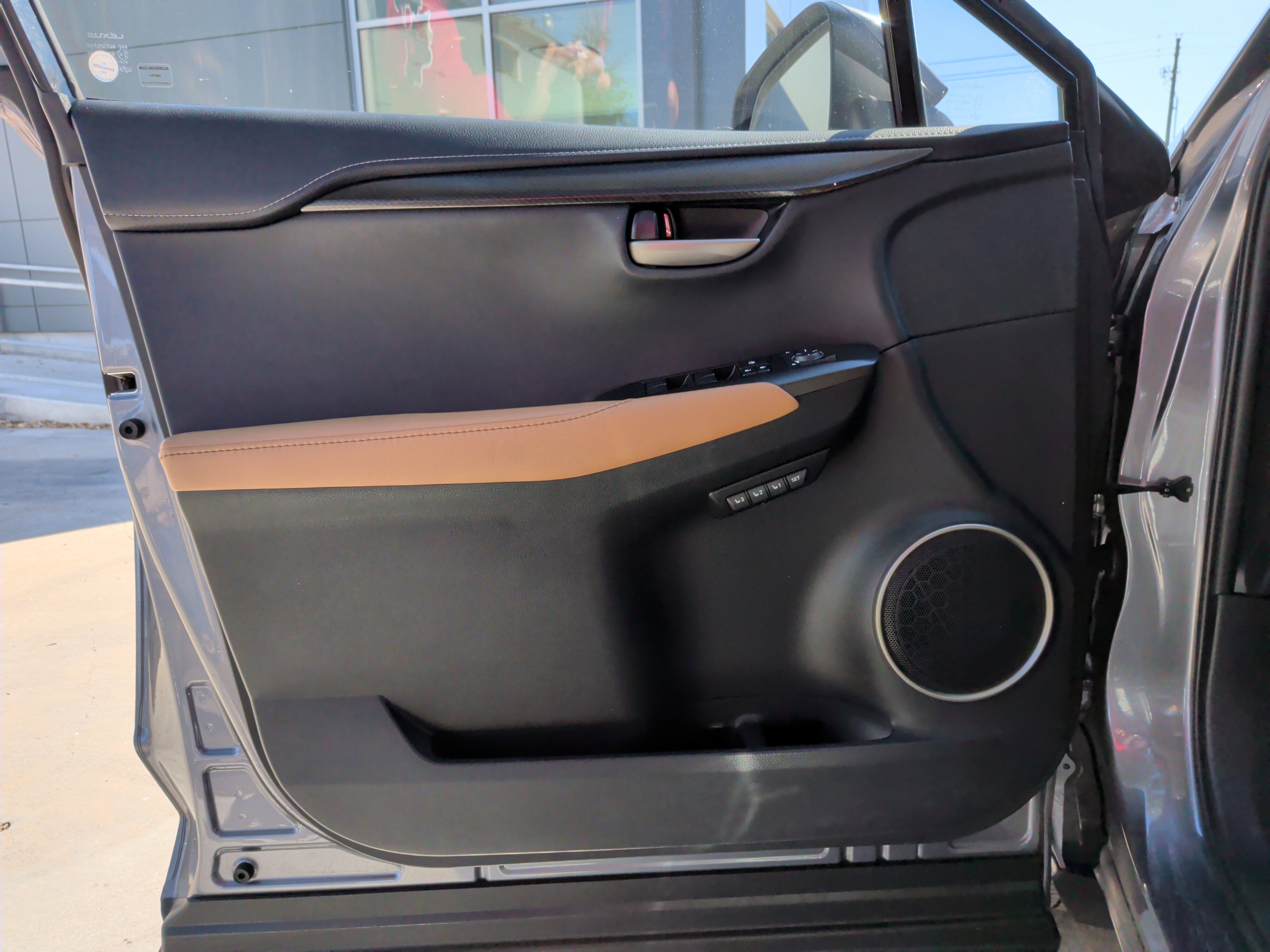 Used 2015 Lexus NX 200t FWD w/ Premium Package image 14