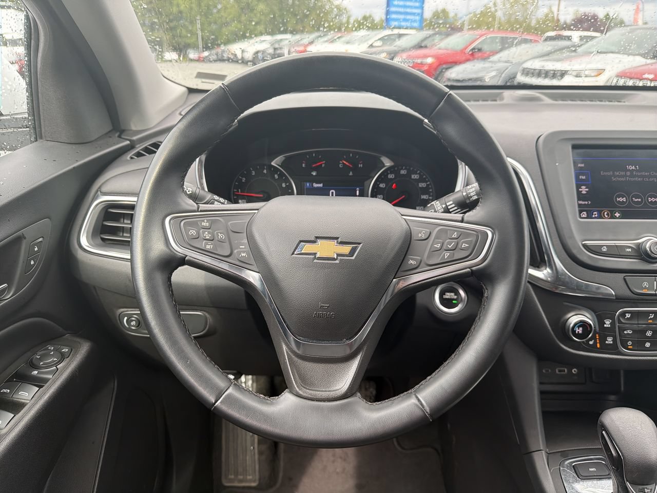 Used 2024 Chevrolet Equinox LT AWD/4WD image 14
