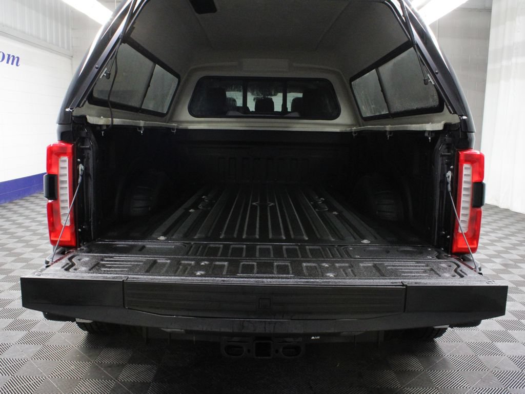 Used 2024 Ford F350 Lariat w/ FX4 Off-Road Package AWD/4WD image 47