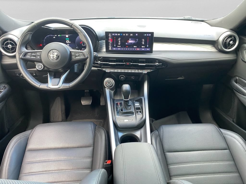 Used 2024 Alfa Romeo Tonale Ti w/ Premium Interior Package AWD/4WD image 15
