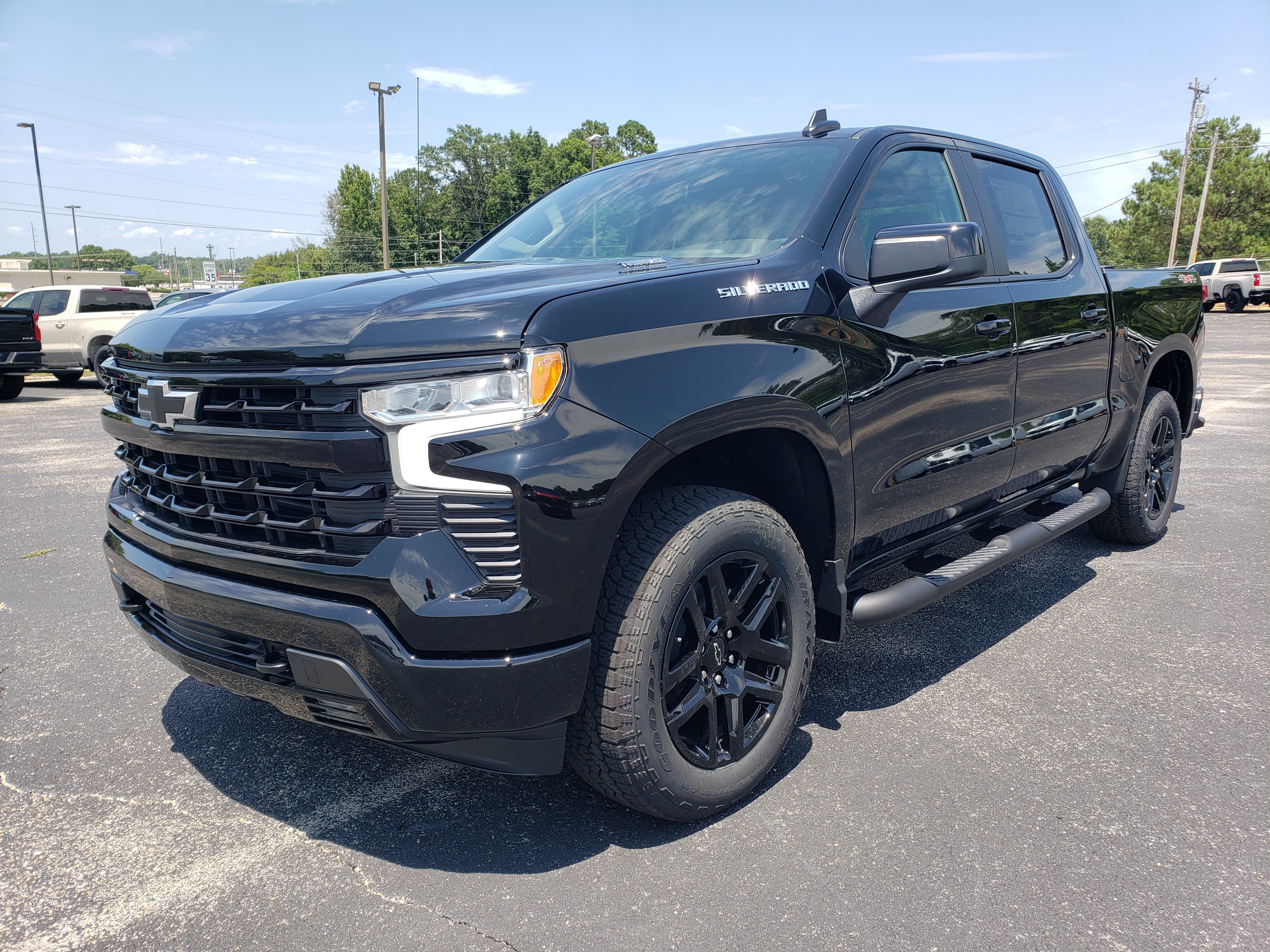 New 2026 Chevrolet Silverado 1500 RST w/ RST Select Package AWD/4WD image 2