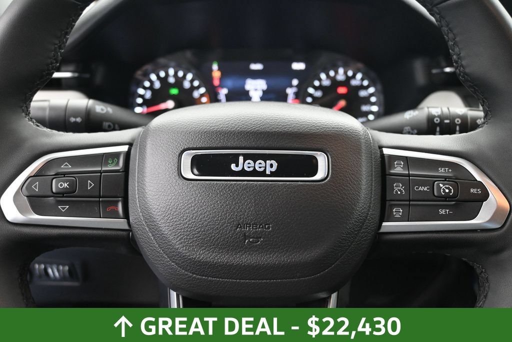 Used 2025 Jeep Compass Limited AWD/4WD image 31