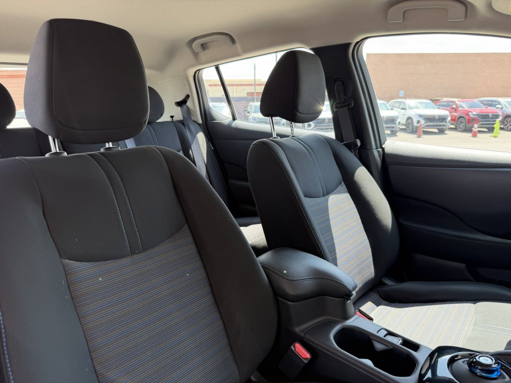 Used 2025 Nissan Leaf SV Plus FWD image 37