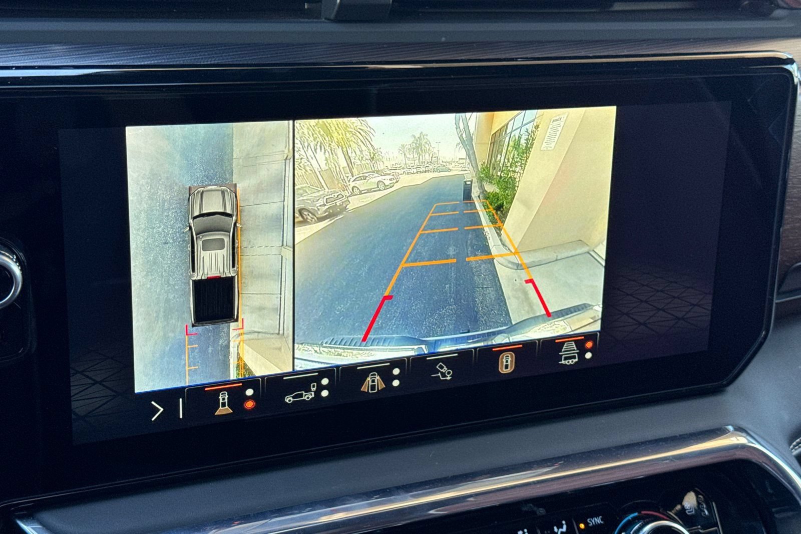 Certified 2025 GMC Sierra 1500 Denali Ultimate AWD/4WD image 19