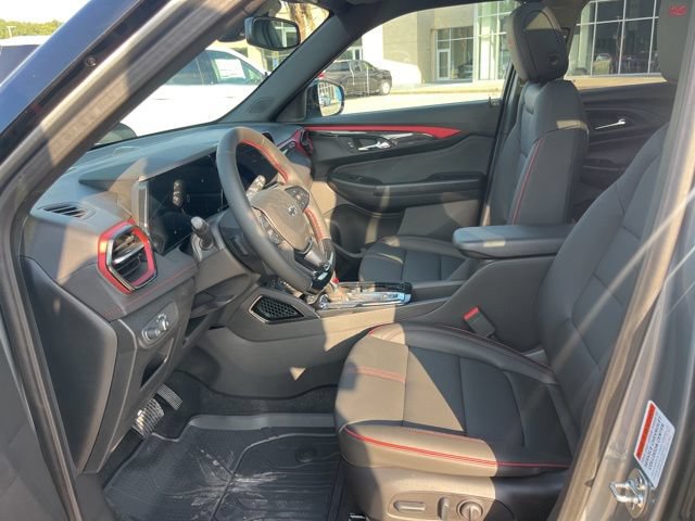 New 2026 Chevrolet TrailBlazer RS w/ Convenience Package FWD image 17