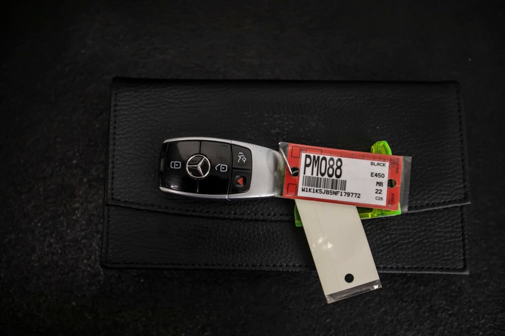 Used 2022 Mercedes-Benz E 450 Cabriolet image 40