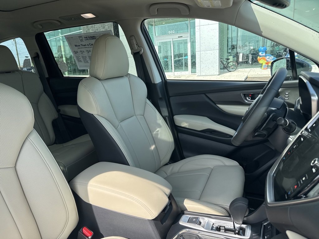 New 2025 Subaru Ascent Limited image 7