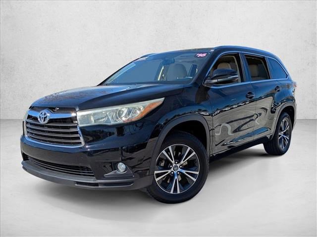 Used 2016 Toyota Highlander XLE