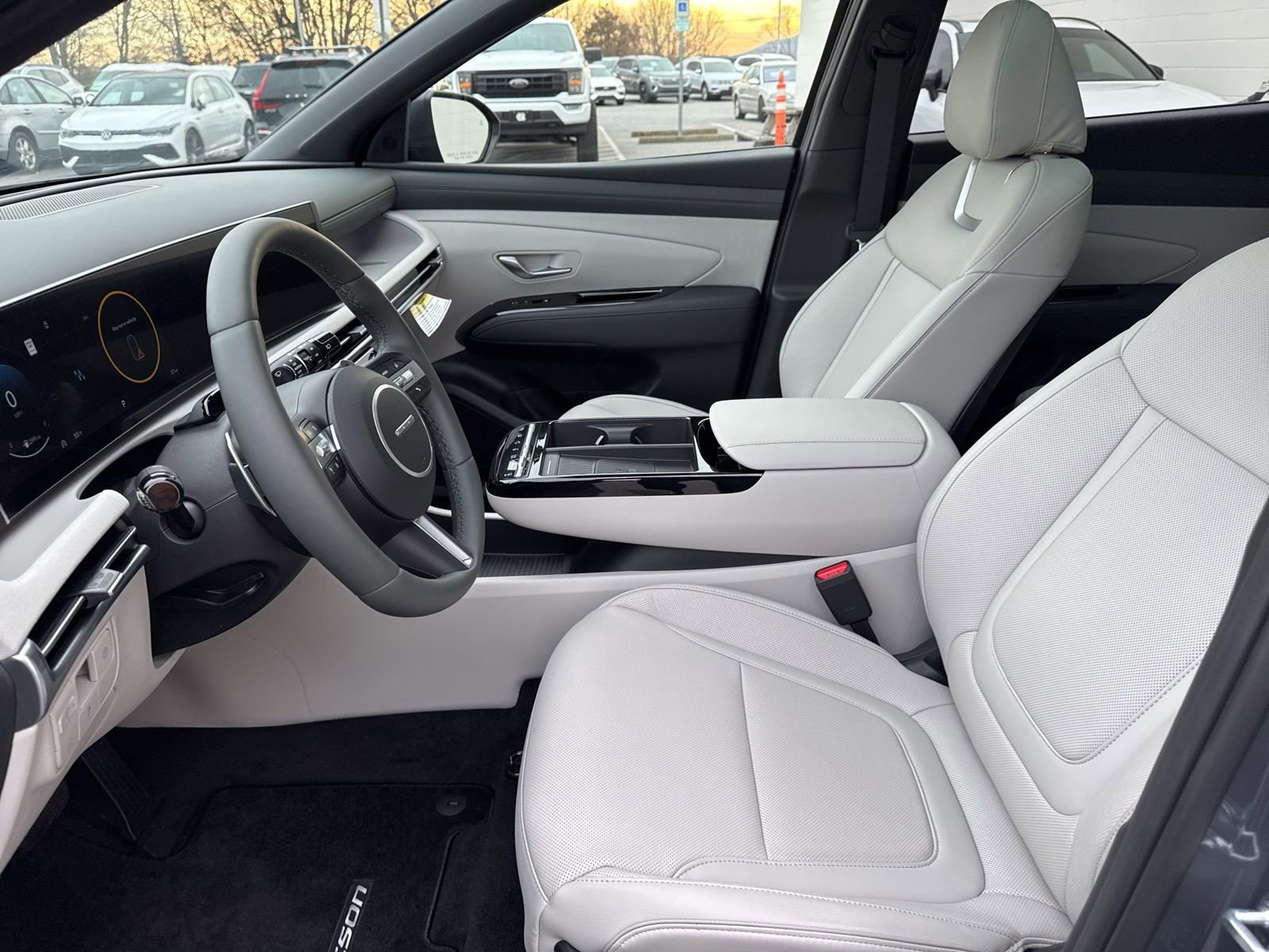 Used 2025 Hyundai Tucson Limited image 22