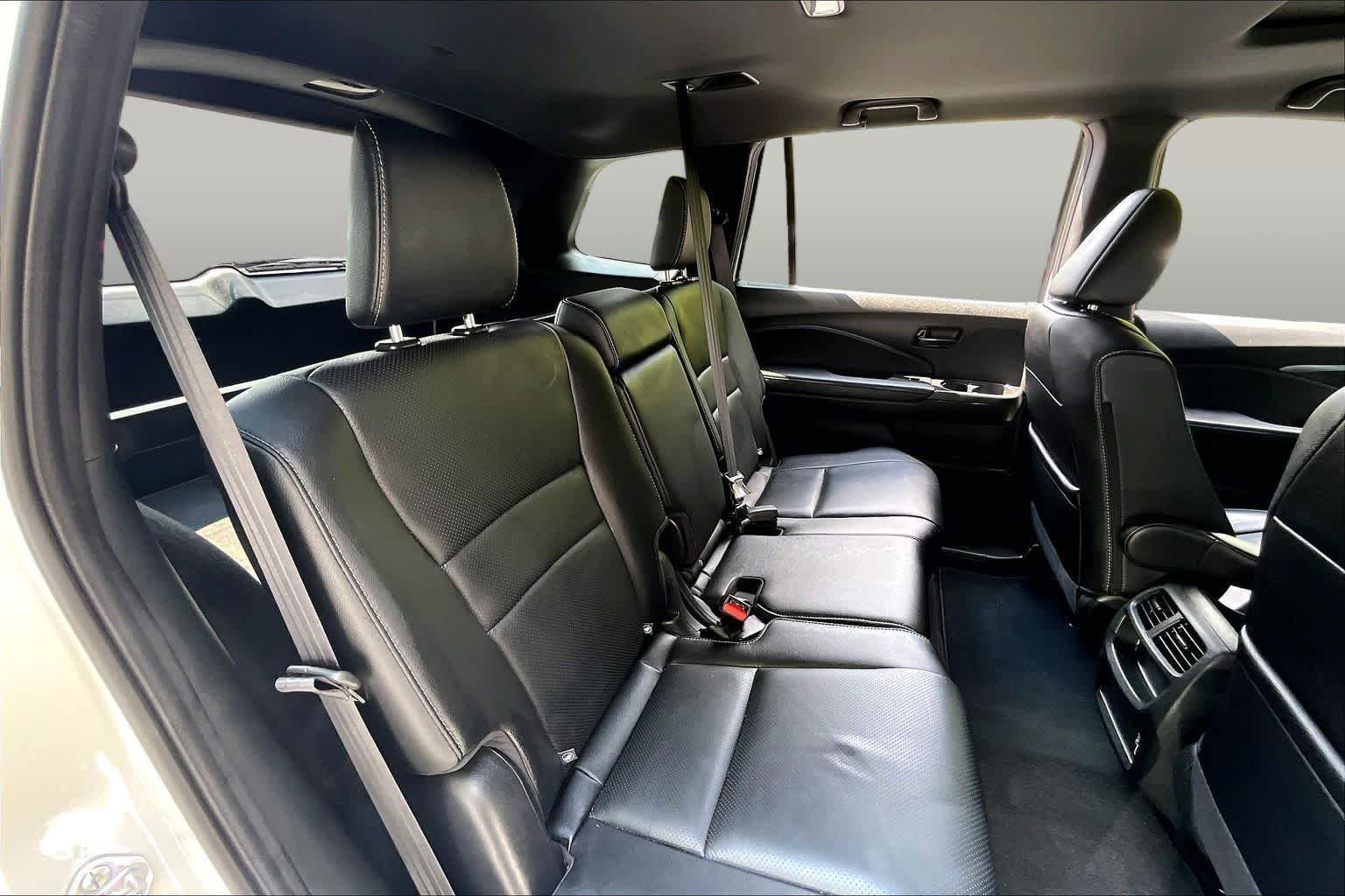 Used 2023 Honda Passport EX-L image 21