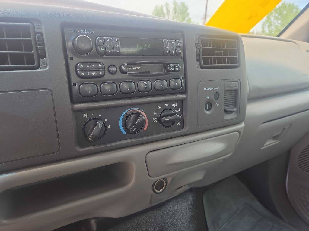 Used 1999 Ford F250 XL AWD/4WD image 12