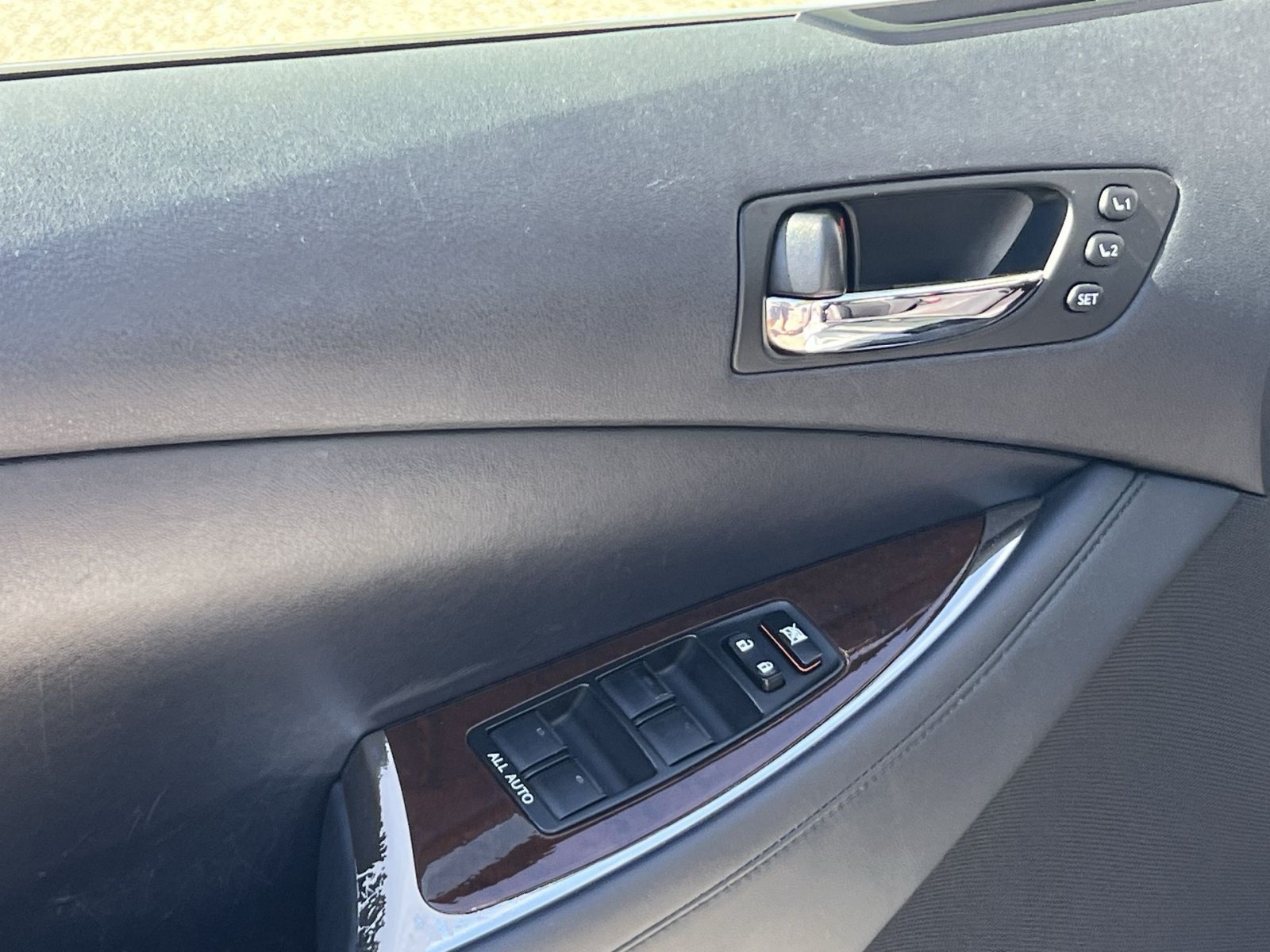 Used 2010 Lexus ES 350 w/ Preferred Accessory Package FWD image 14