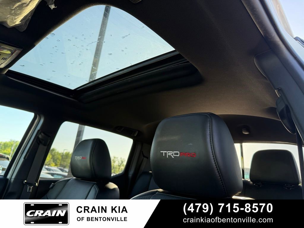Used 2022 Toyota Tacoma TRD Pro AWD/4WD image 4