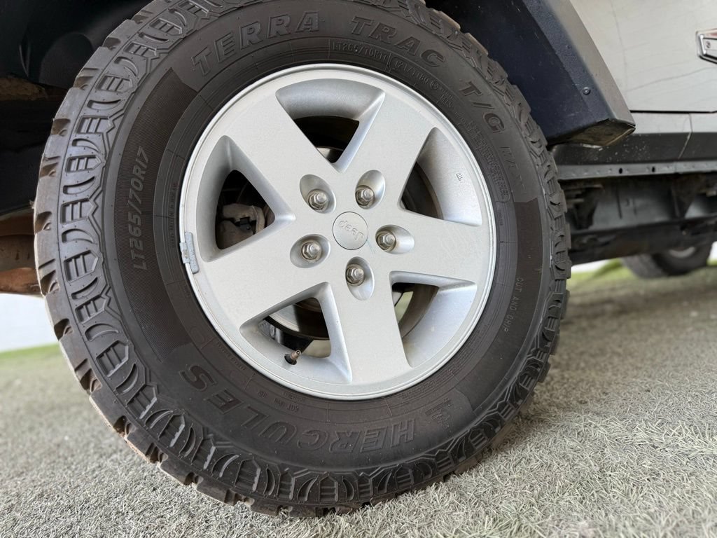 Used 2018 Jeep Wrangler Unlimited Sport S AWD/4WD image 17